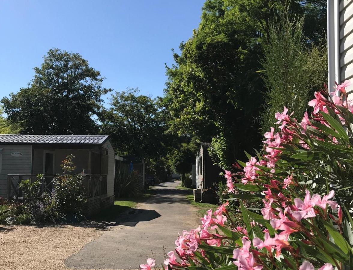 Tahiti Village La Grande Cote サン・パレ・シュル・メール エクステリア 写真